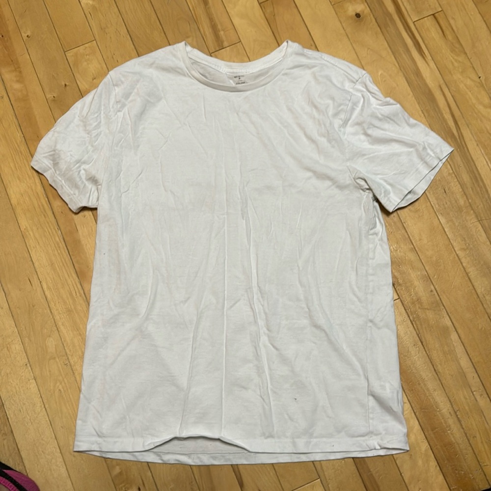 White tshirt